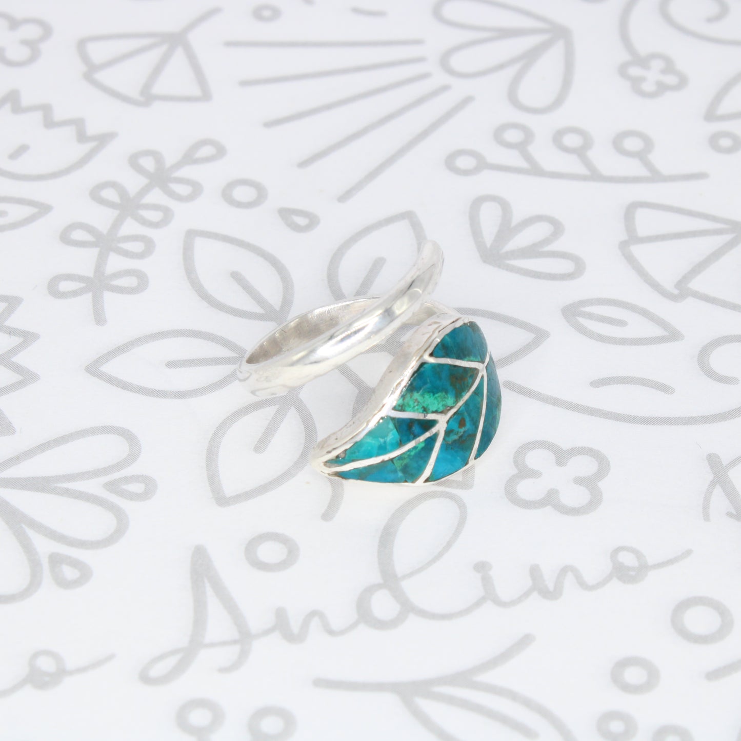 Leaf Ring Silver Adjustable with natural inlaid Stone