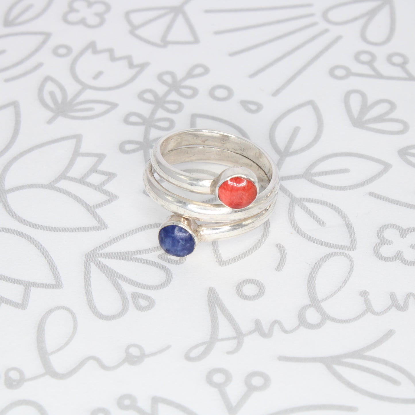 Leaf Ring Silver Adjustable with natural inlaid Stones