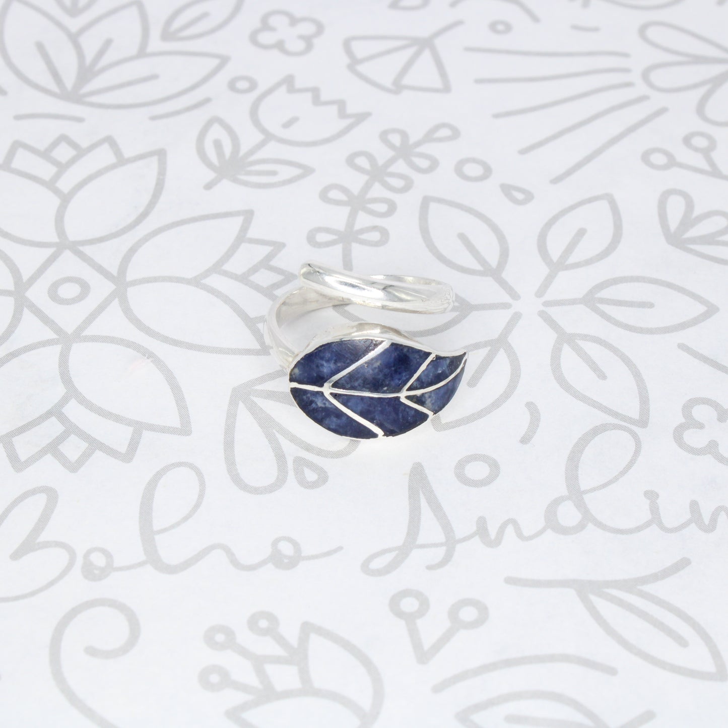 Leaf Ring Silver Adjustable with natural inlaid Stone