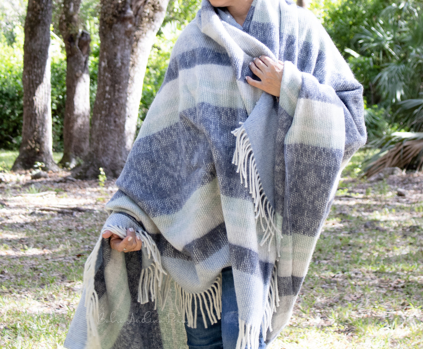 TUMI Peruvian Throw Blanket Alpaca