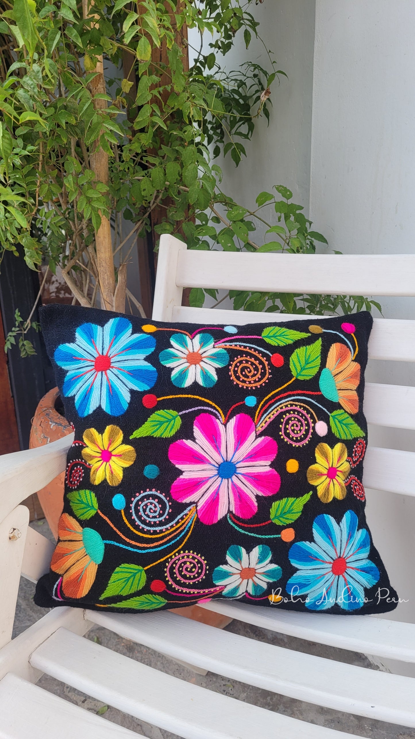 EMBROIDERED CUSHION COVERS